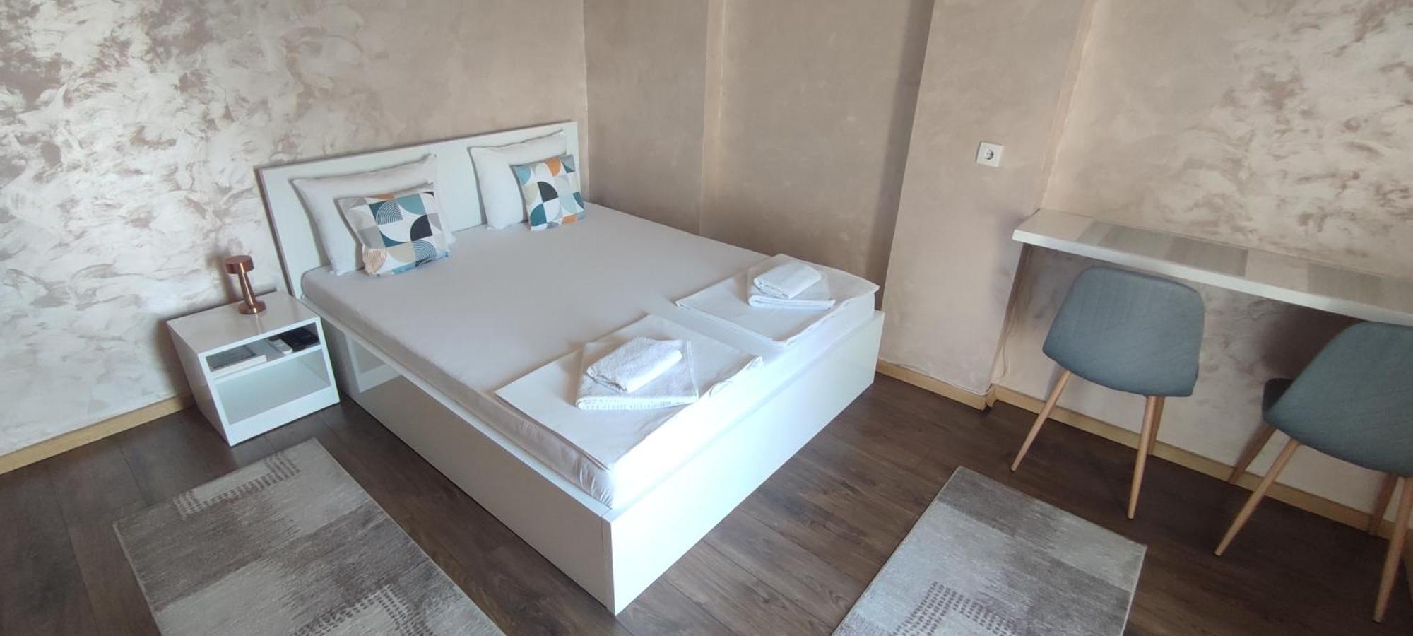 Menrat Apartamento Novi Sad Exterior foto