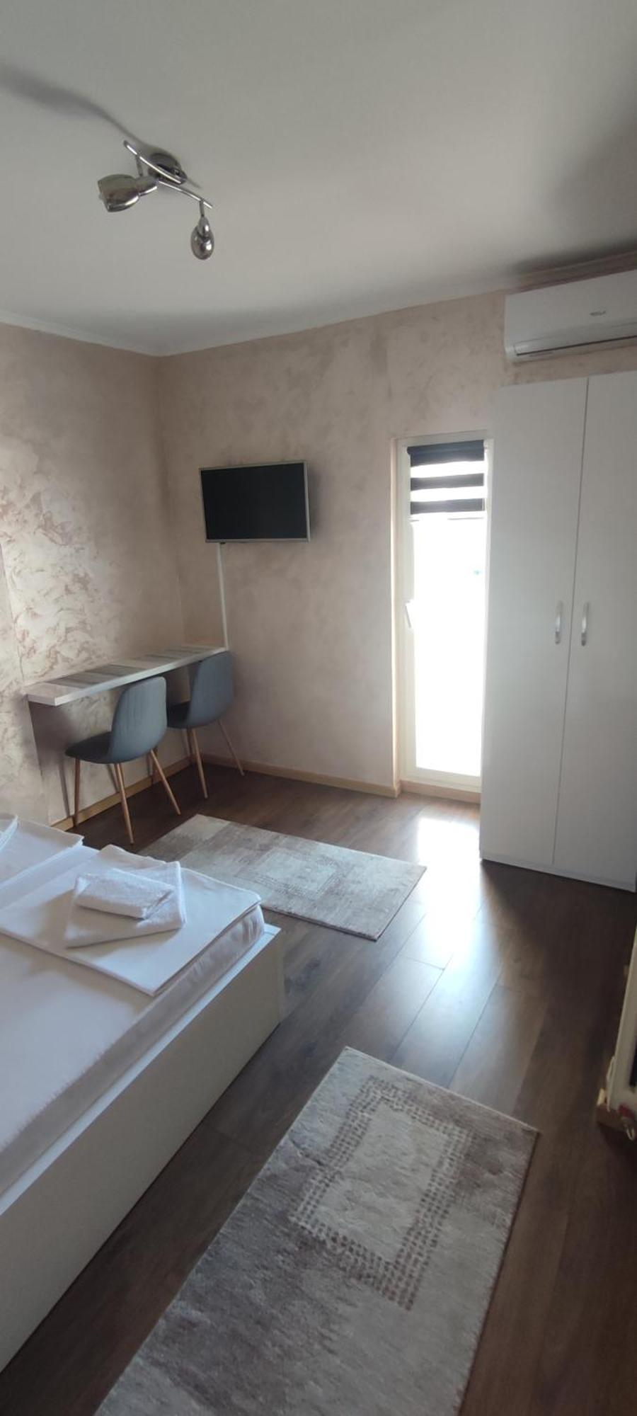Menrat Apartamento Novi Sad Exterior foto
